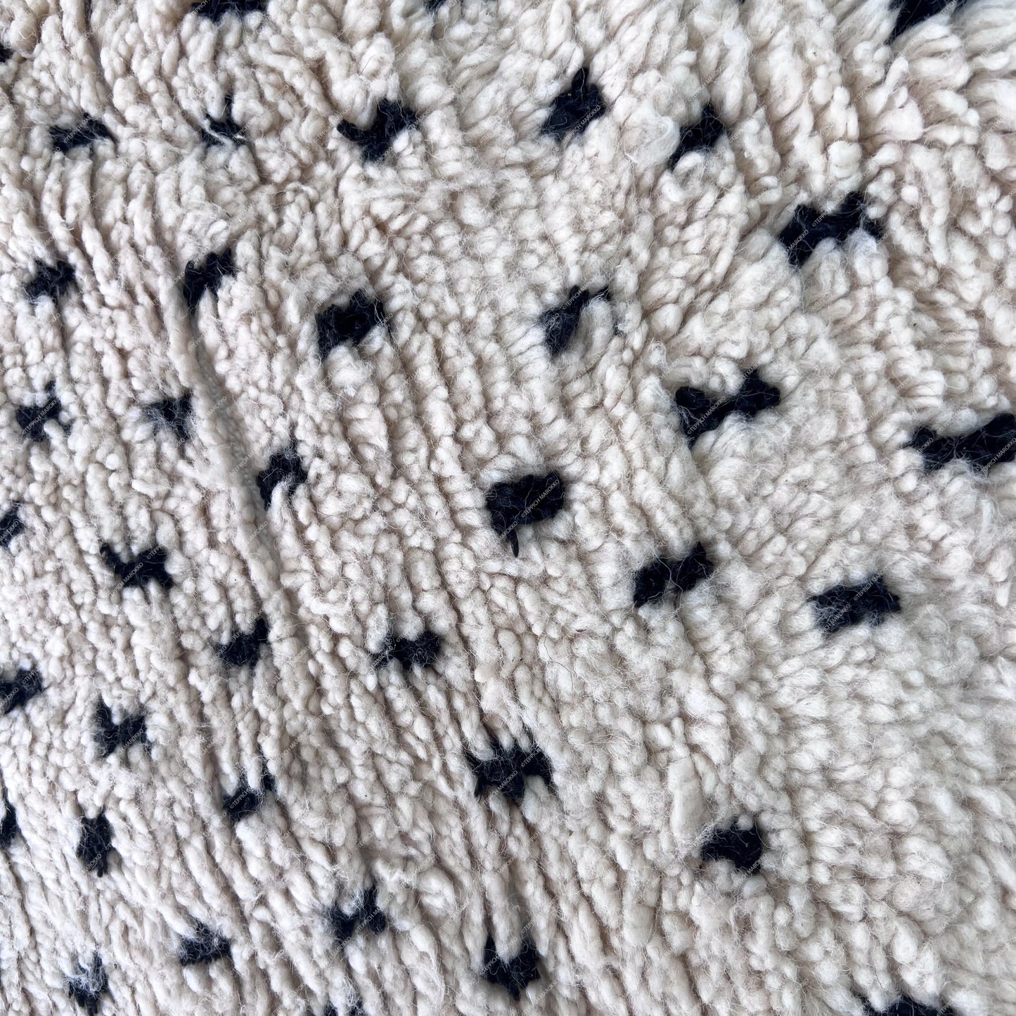 Hafida - Dots Moroccon Rug