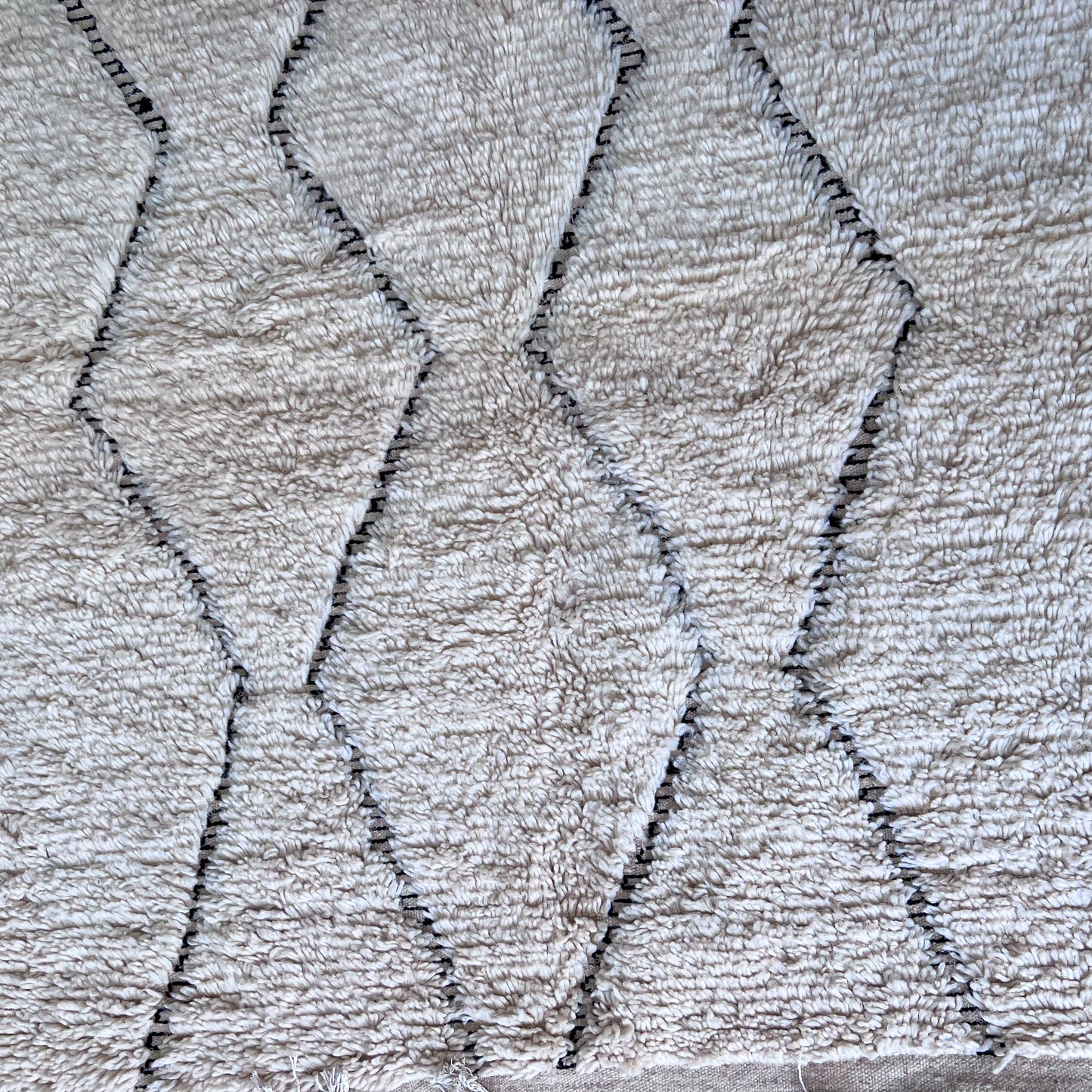 Nouran - White Moroccan rug