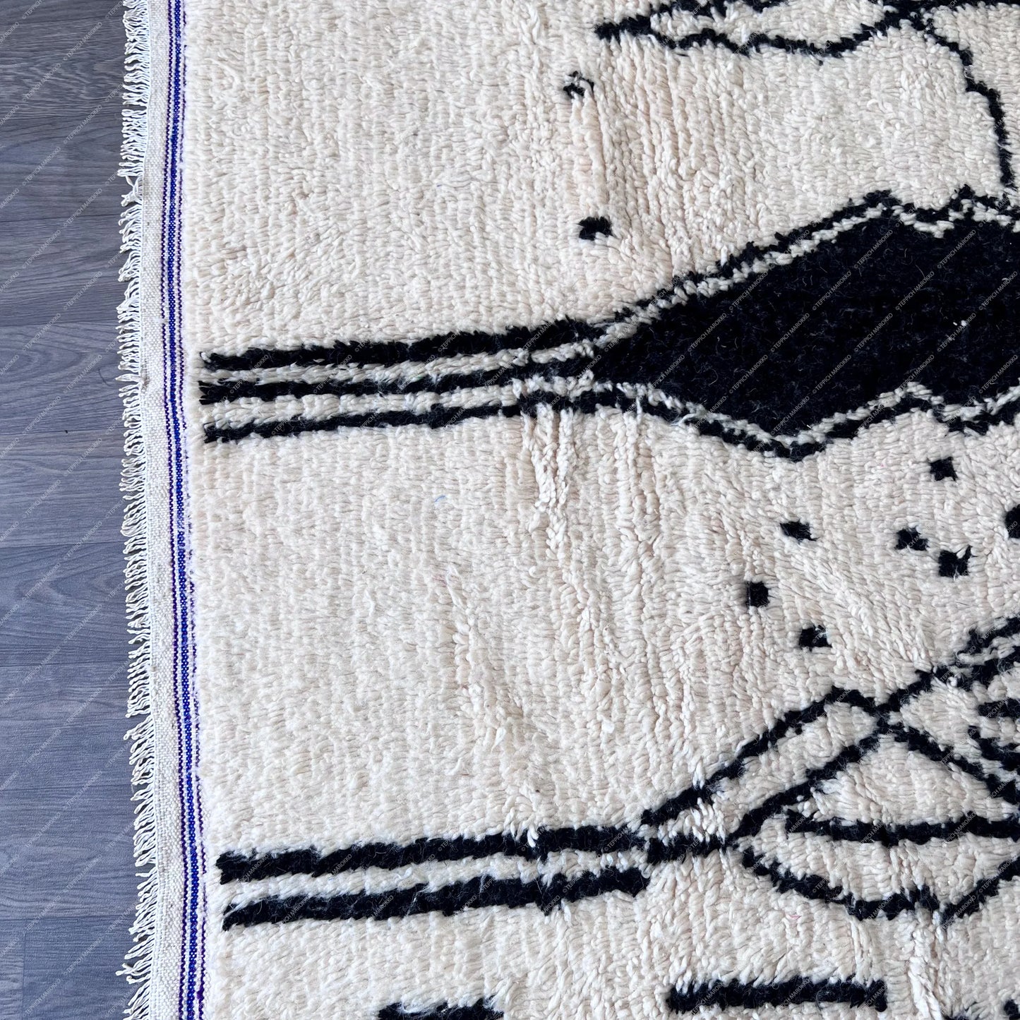 Ola - Black Morocco Rug