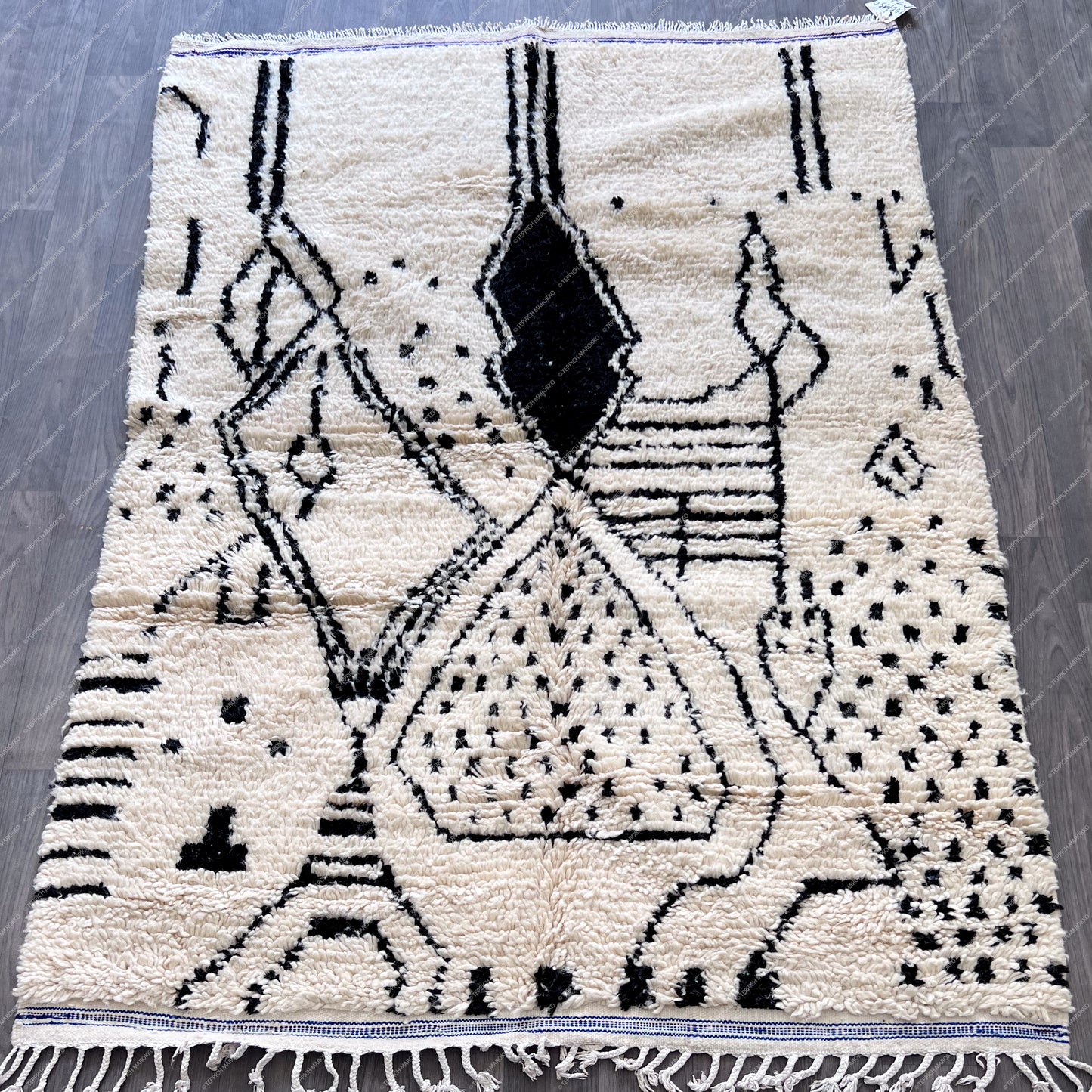 Rihana – Azilal Rug