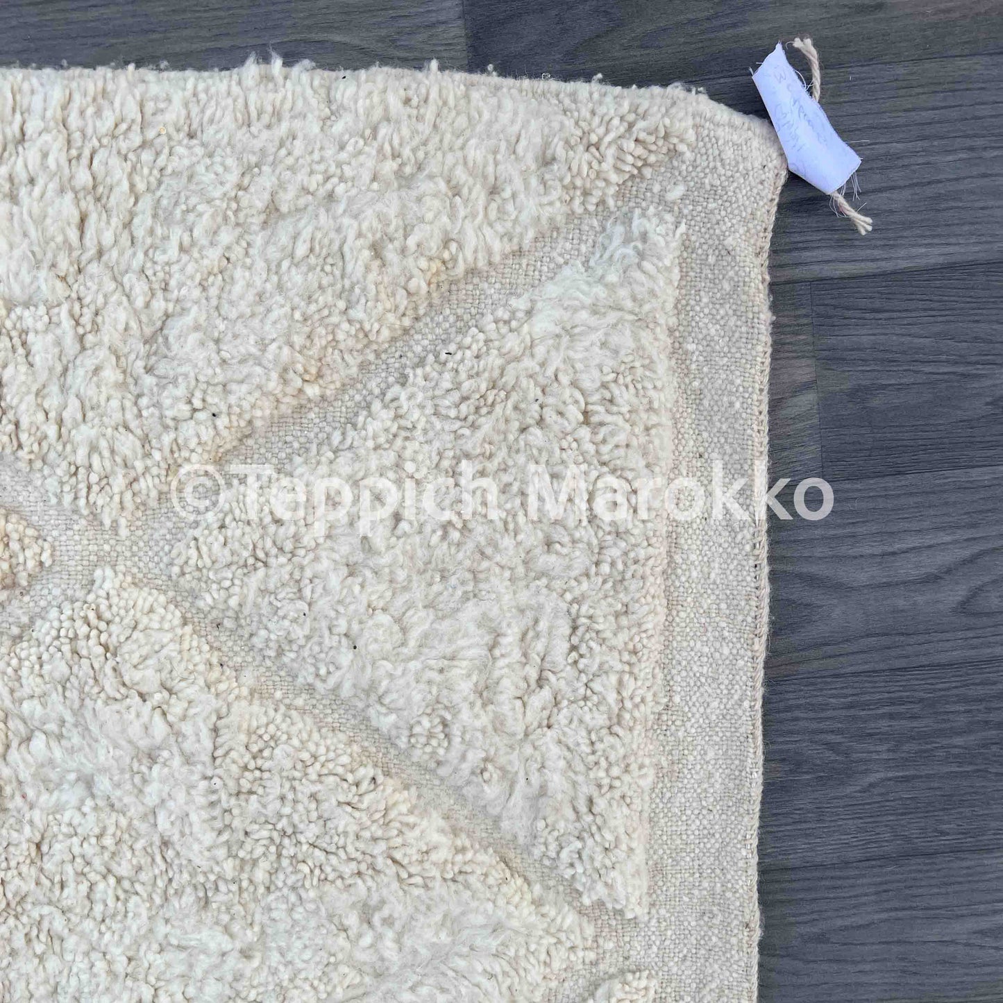 Salwa - White Moroccan Rug