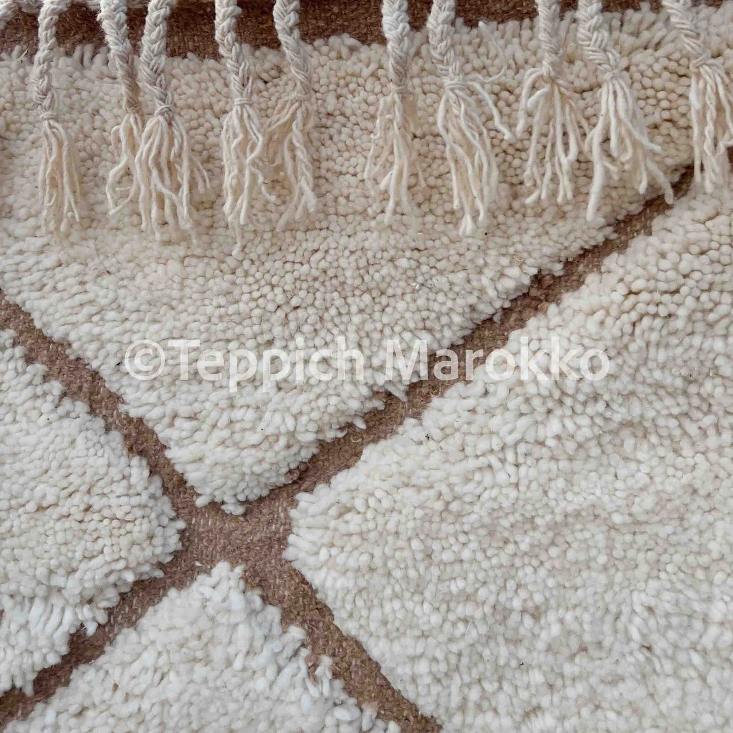 Elbayda - Shag Moroccan Rug