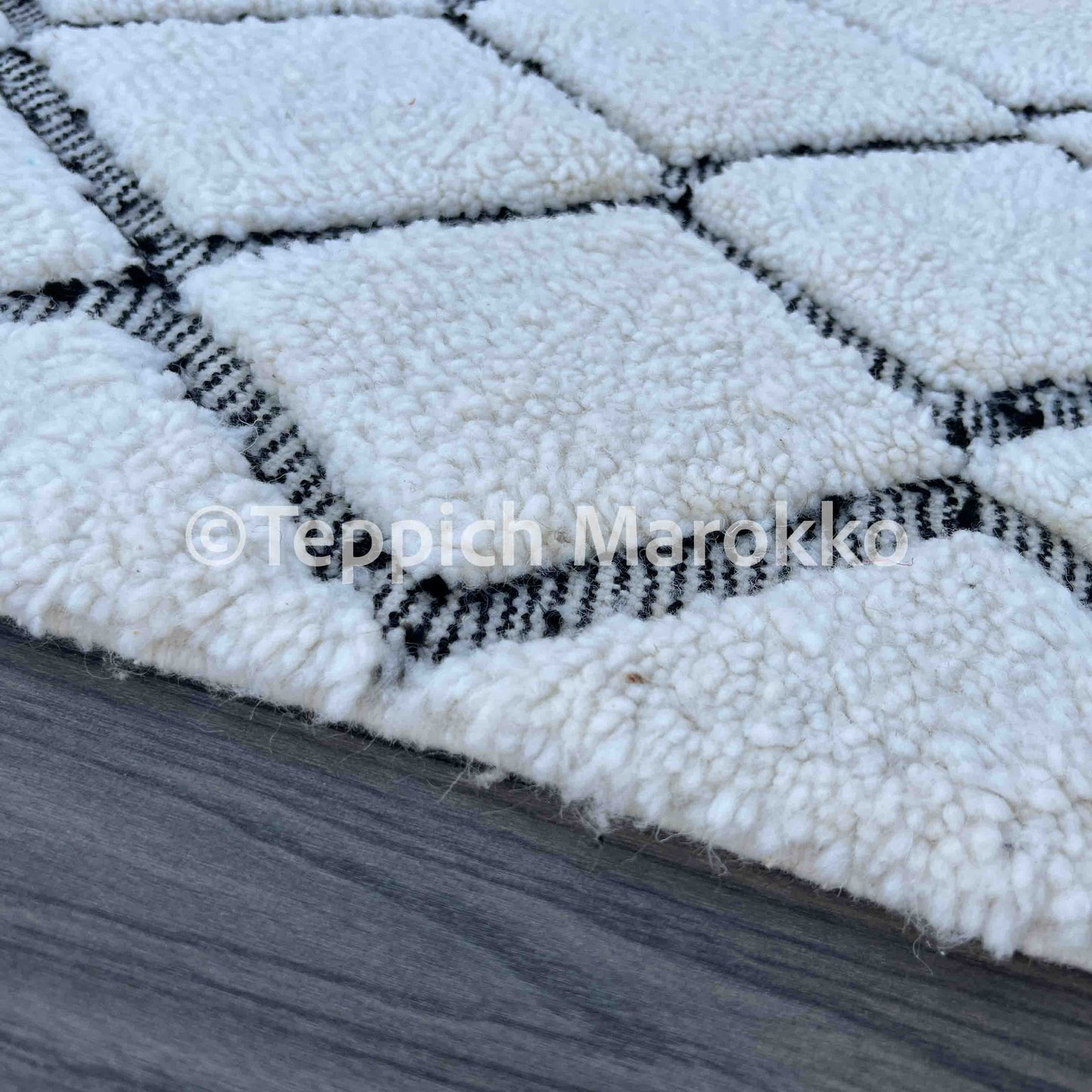 Majdah - Shag Moroccan Rug