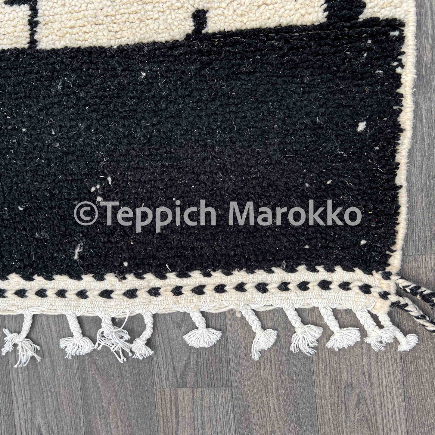 Tazar – Moroccan Rug