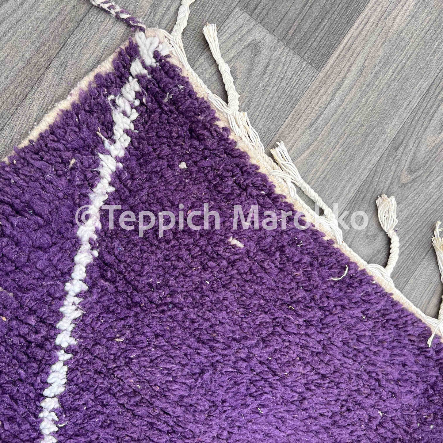 Almas – Moroccan Rug