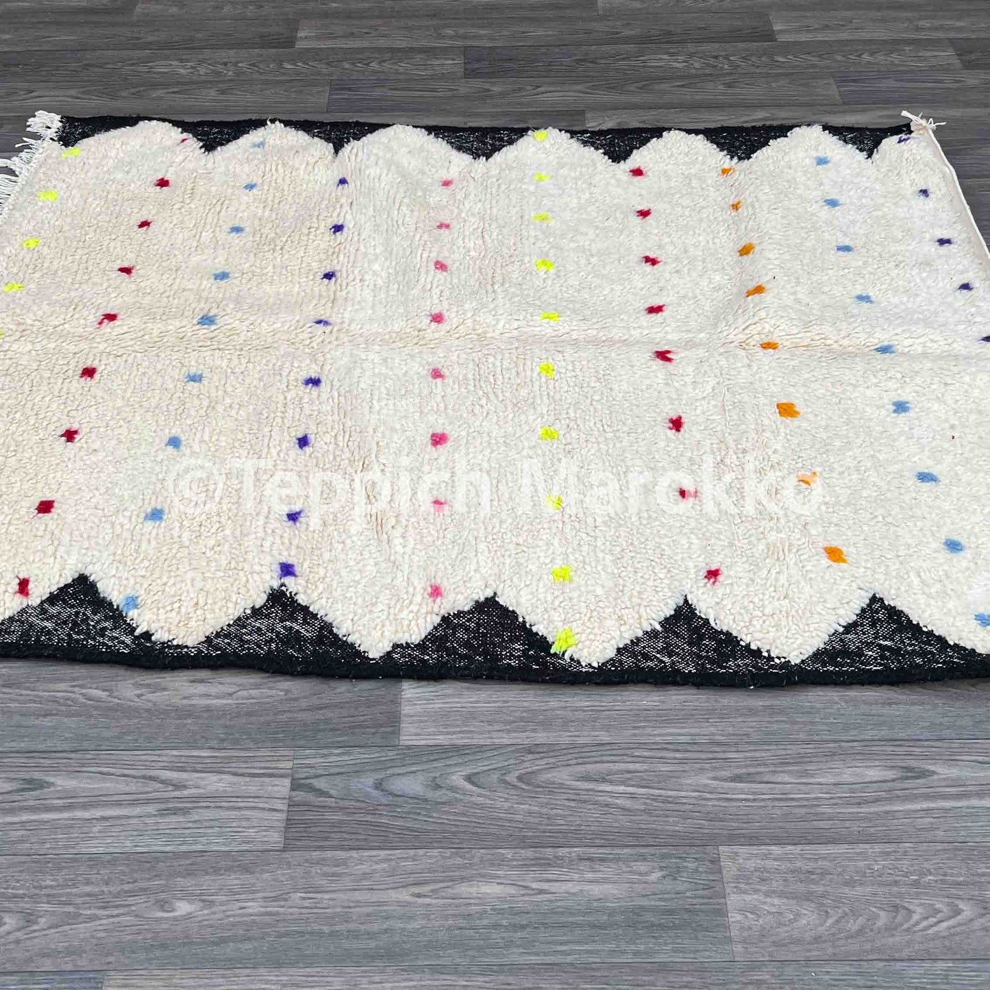 Elbayda - Custom Rug