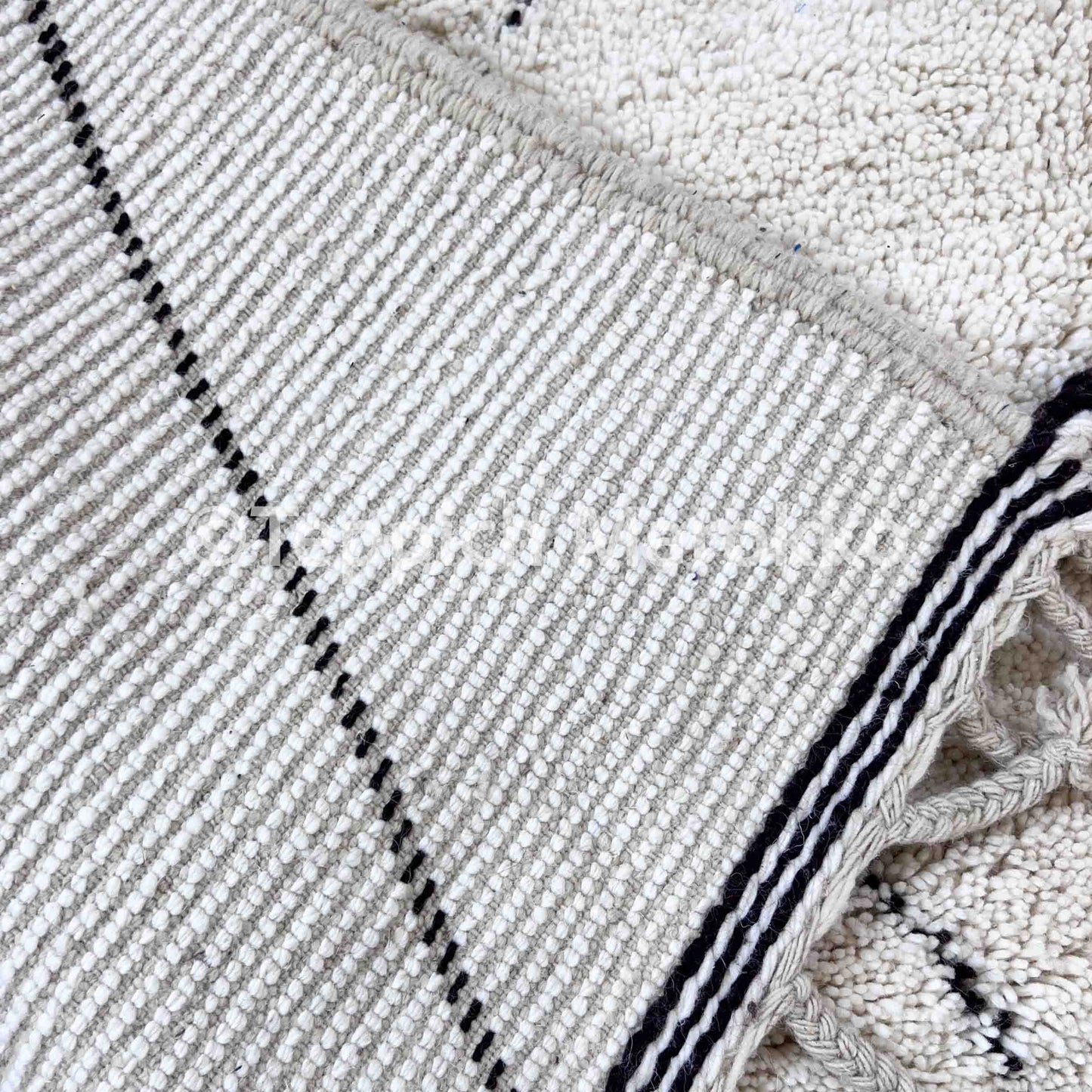 Aanbar - Brown Moroccan Rug