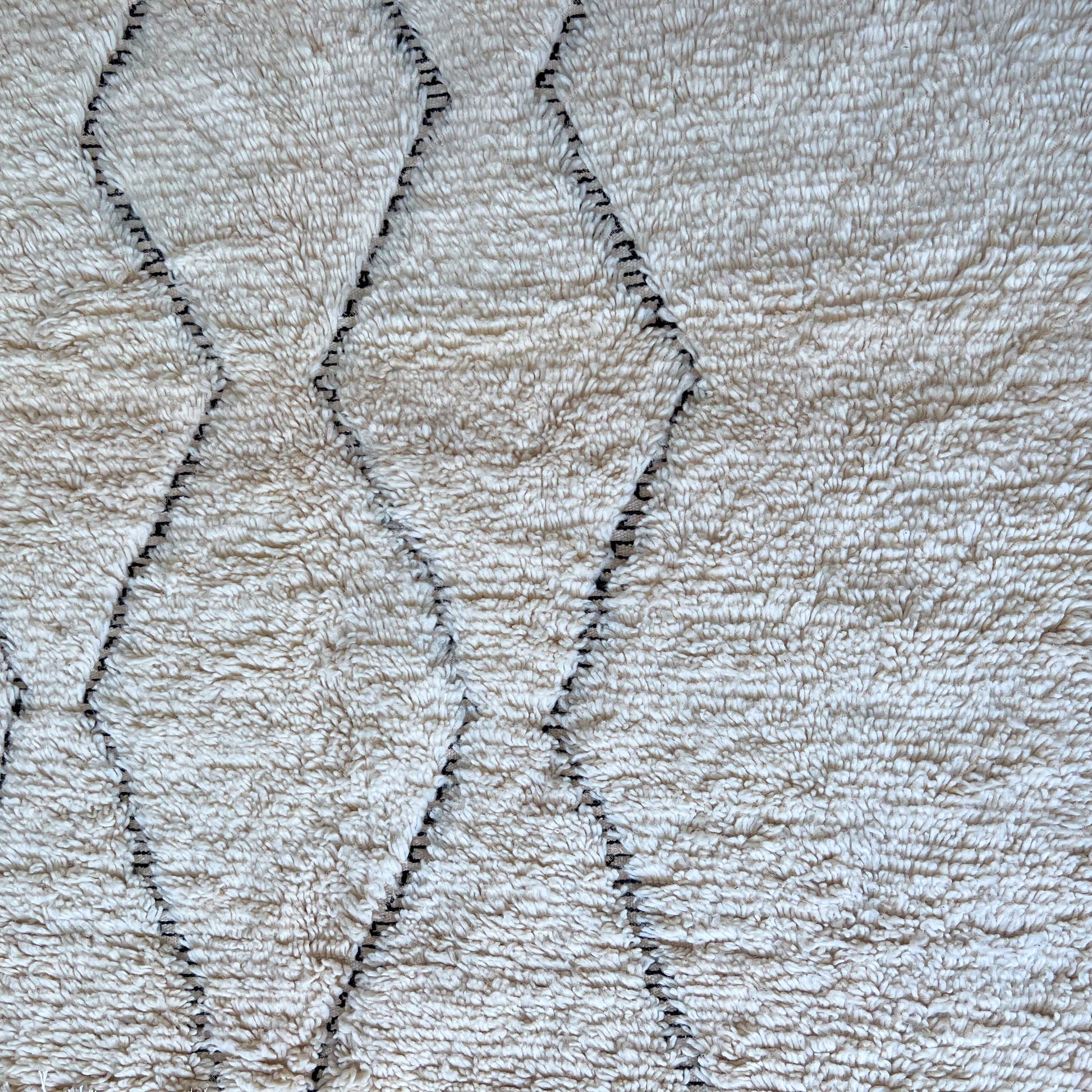 Nouran - White Moroccan rug