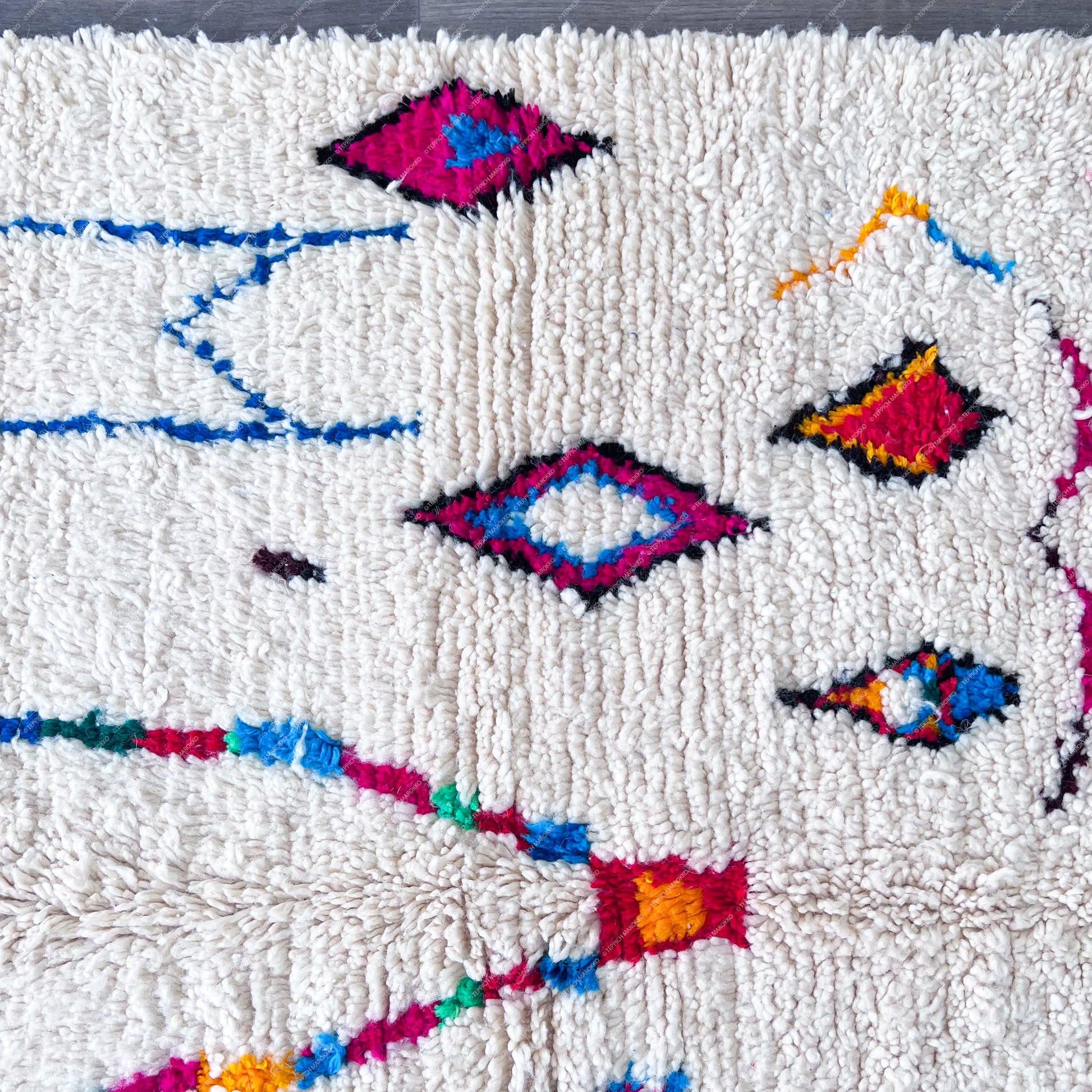 Fenoun - Shag Moroccan Rug