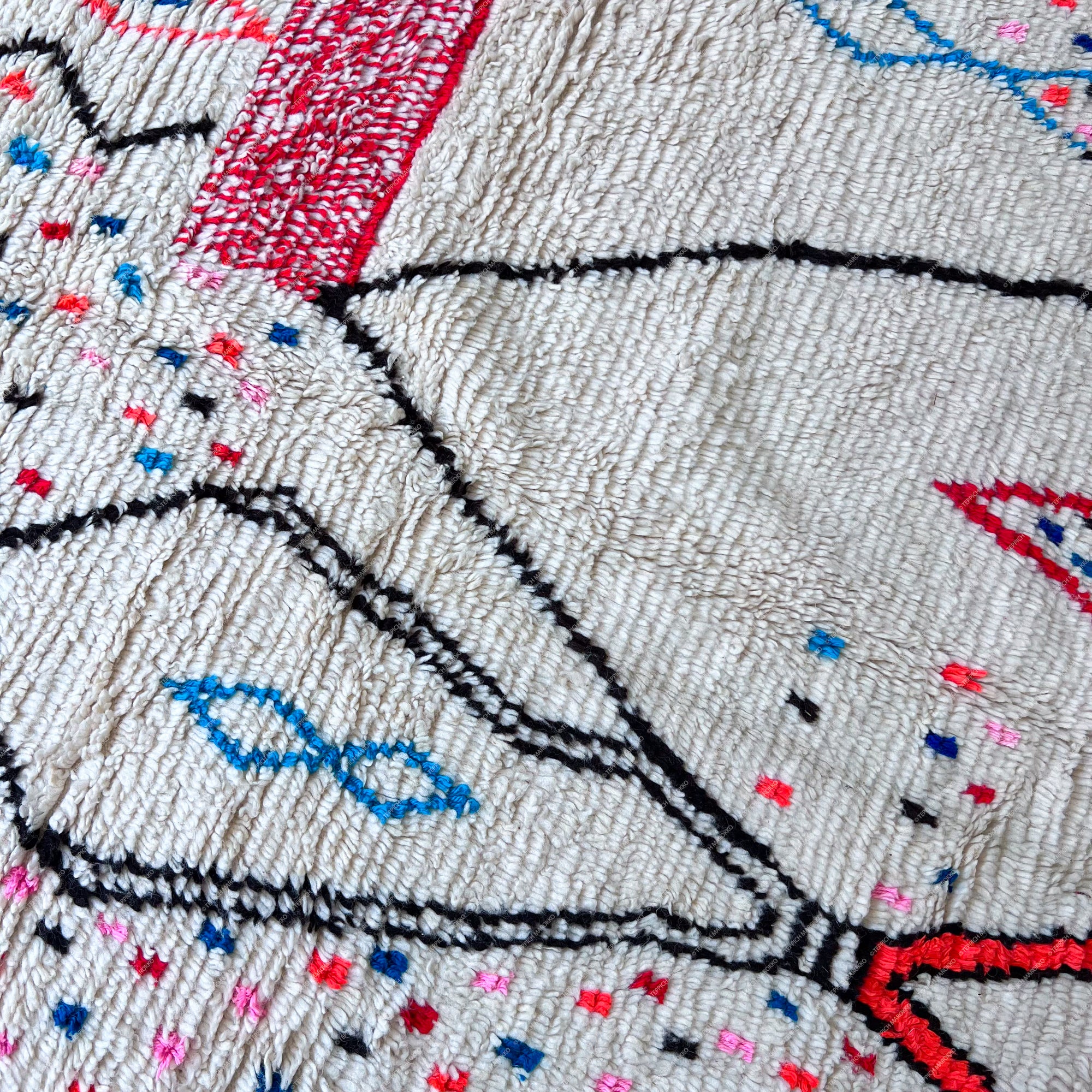 Fenoun - Moroccan Rug