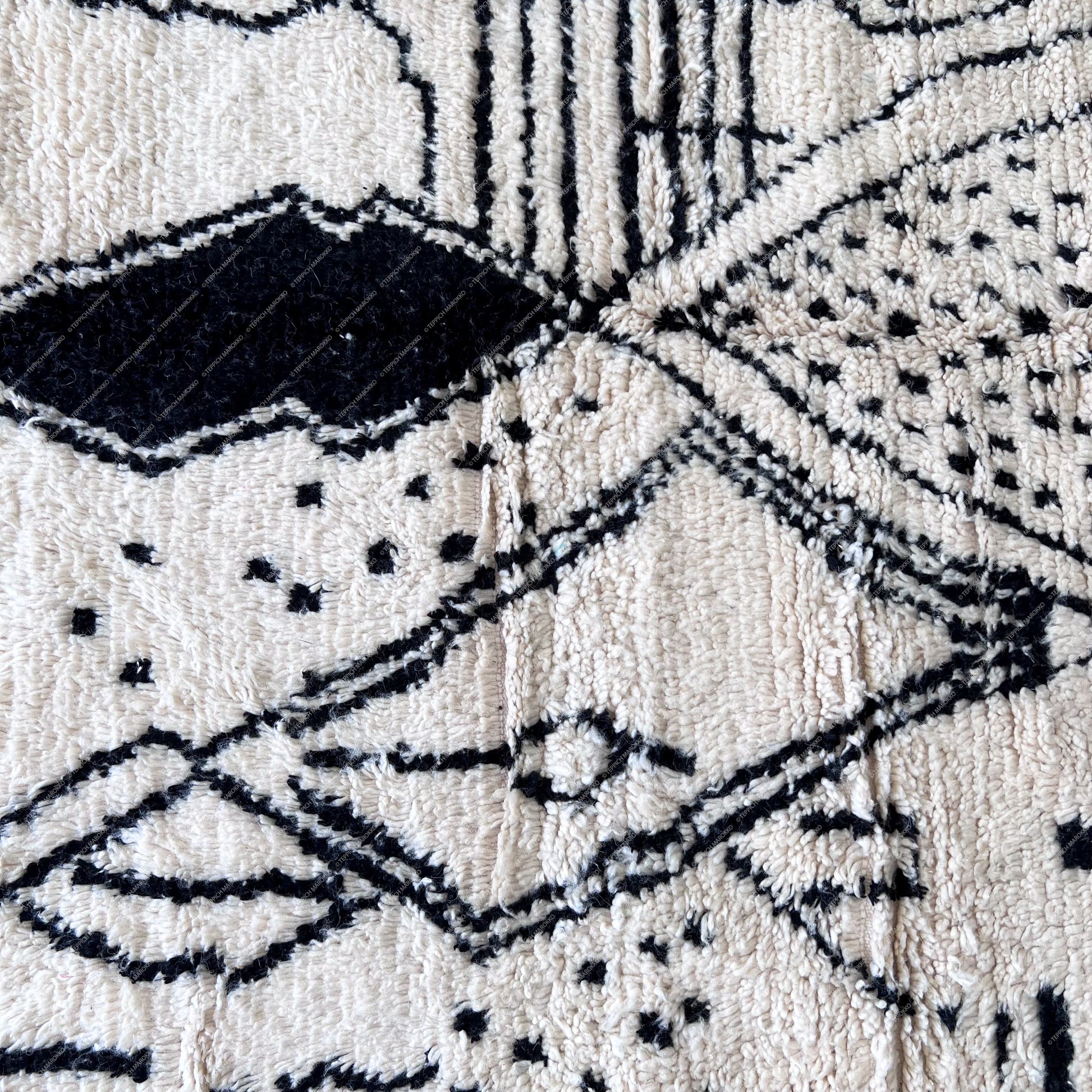 Rihana – Azilal Rug