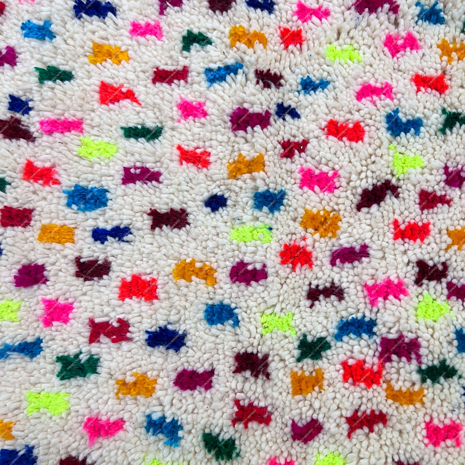 Almas - Berber Dots Rug