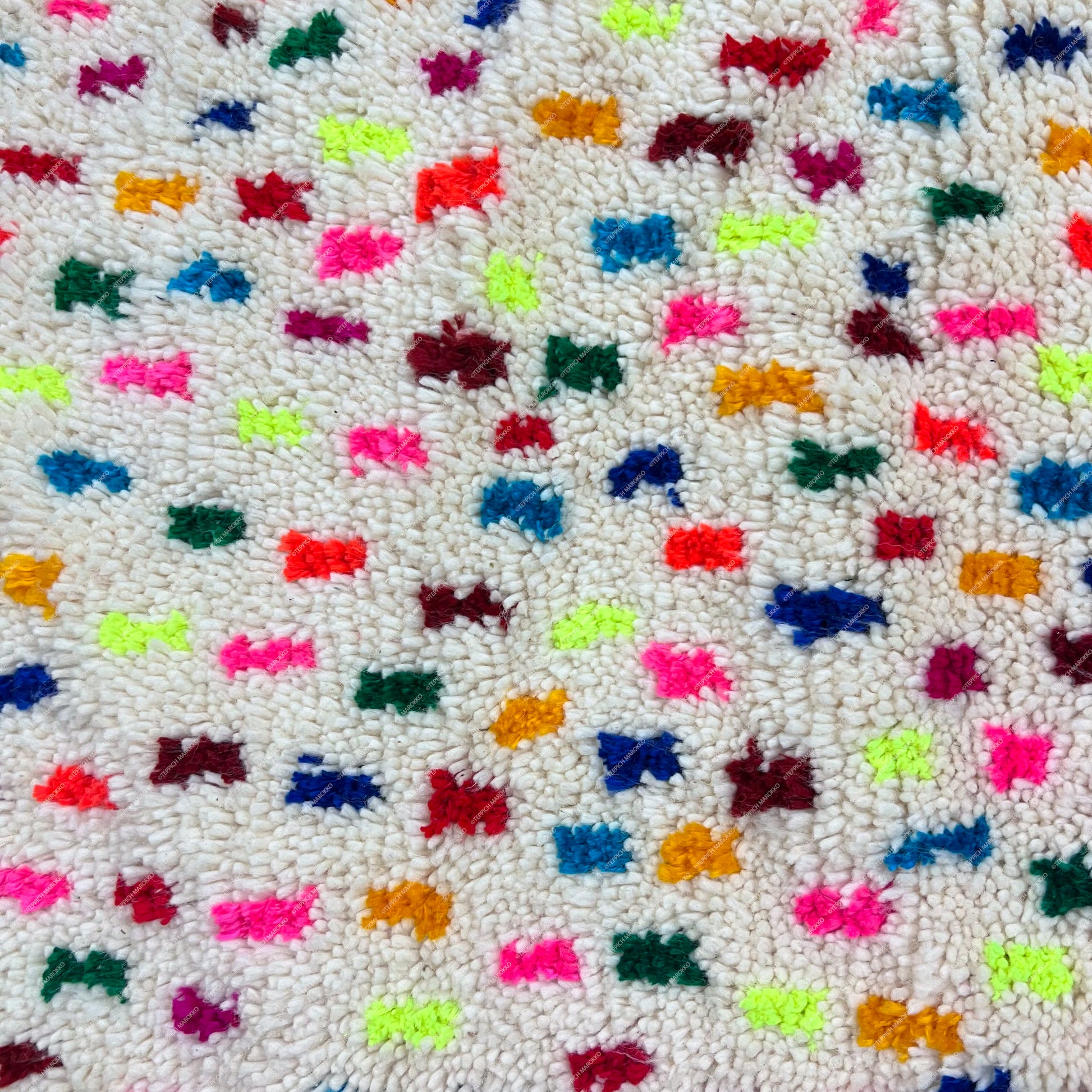 Almas - Berber Dots Rug