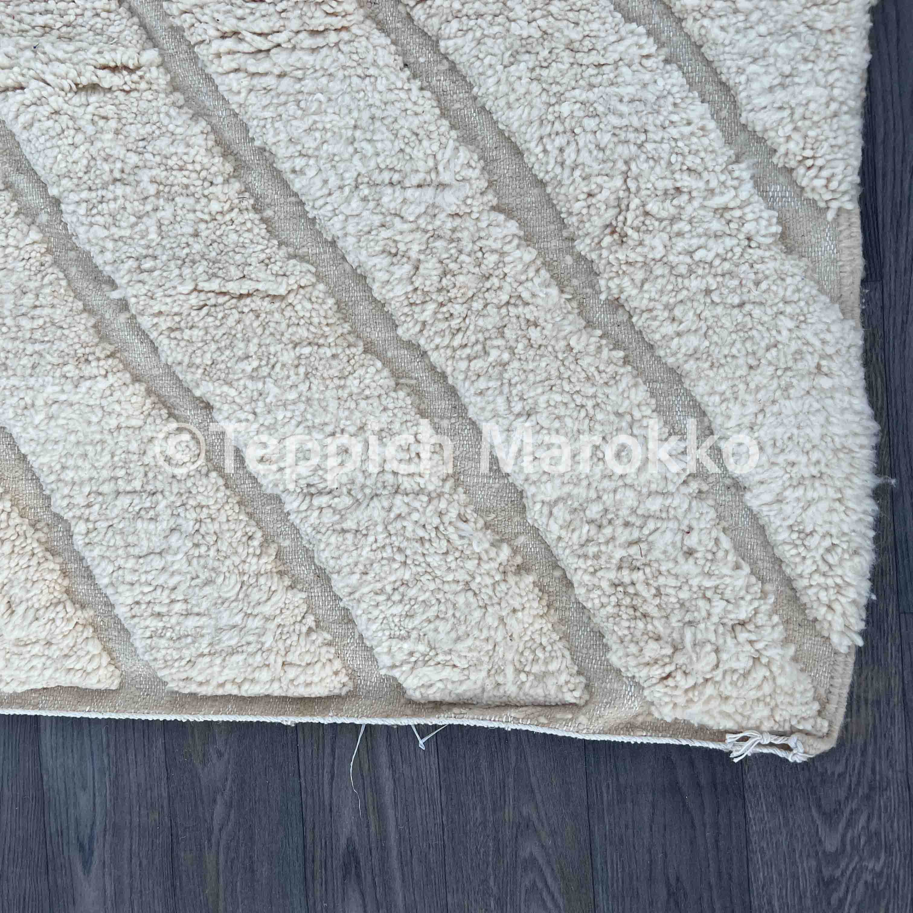 Ouraida - White Moroccan Rug