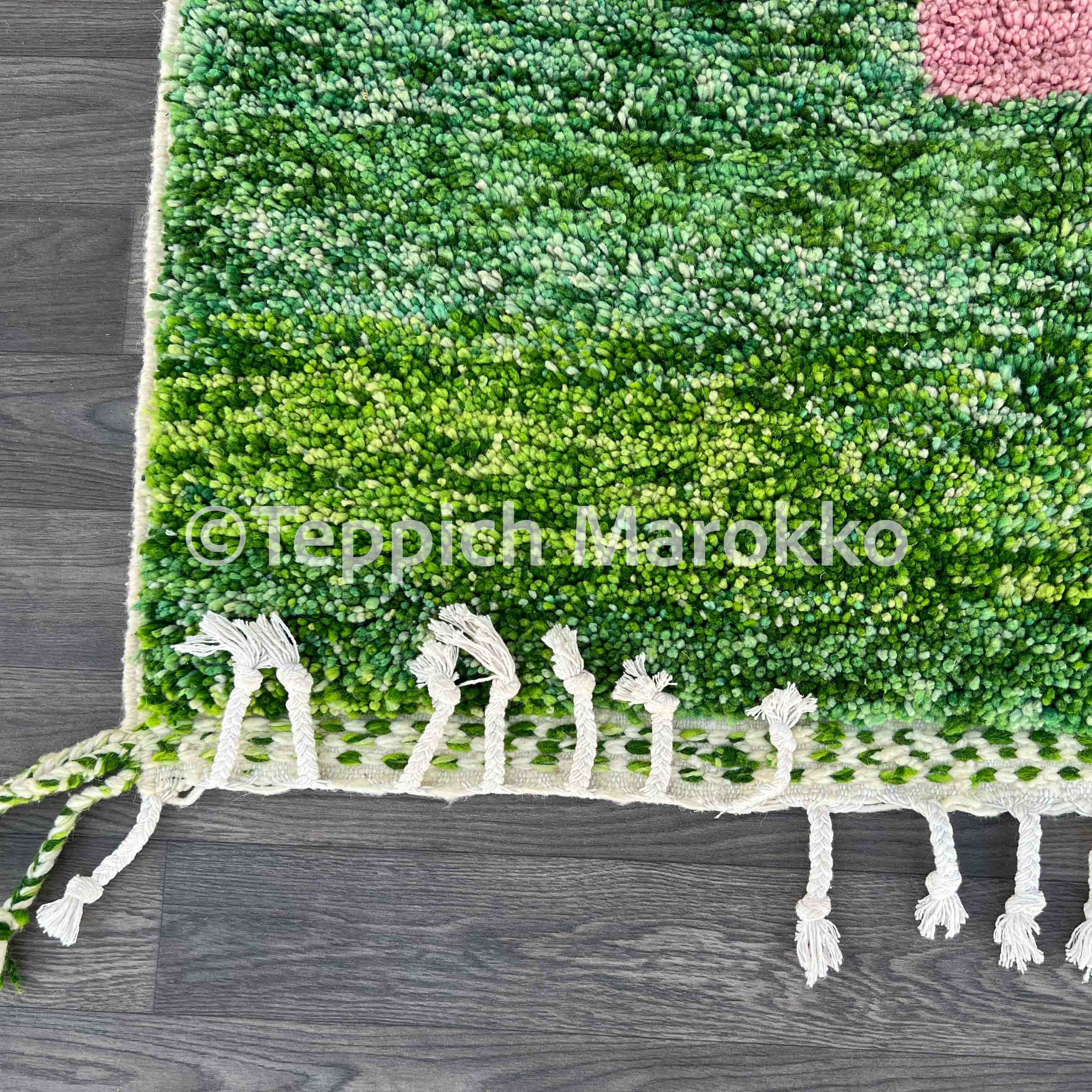 Salwa - Green Moroccan Rug