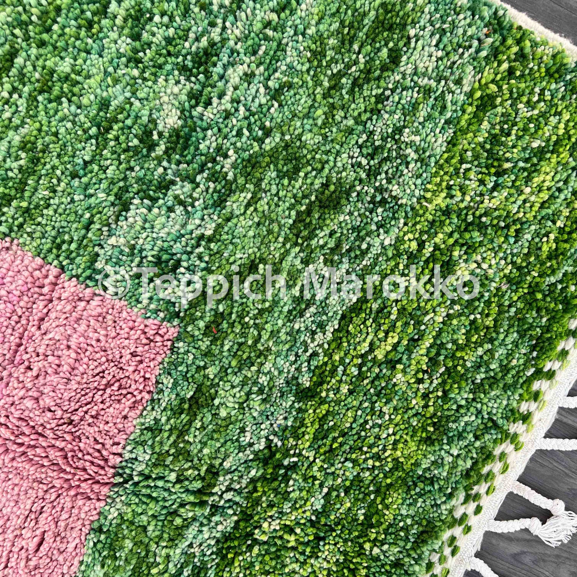 Salwa - Green Moroccan Rug