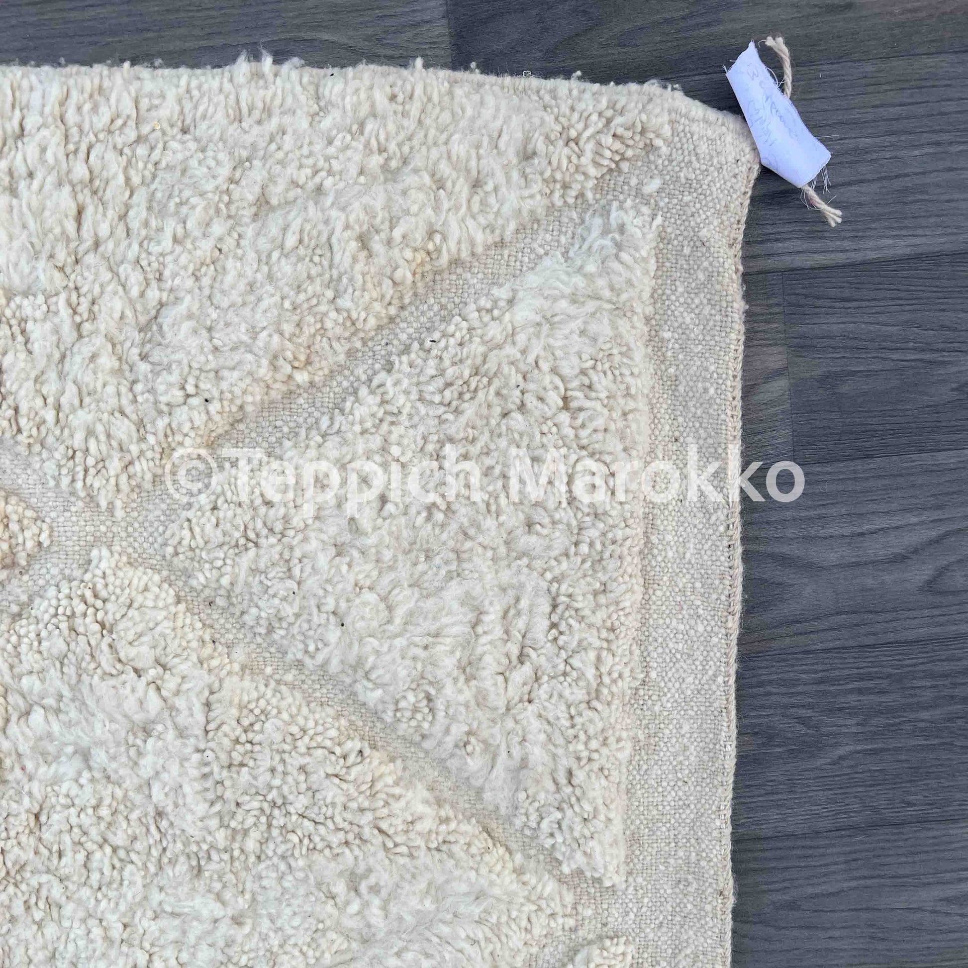 Salwa - White Moroccan Rug