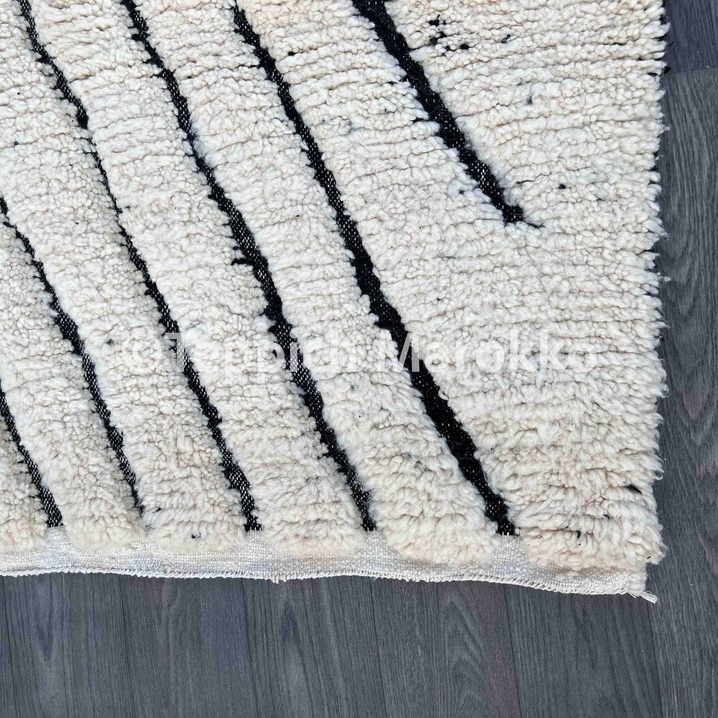 Zahra - White Moroccan Rug