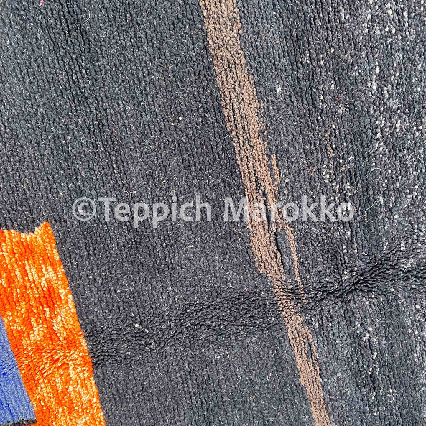 Elbayda - Black Moroccan Rug