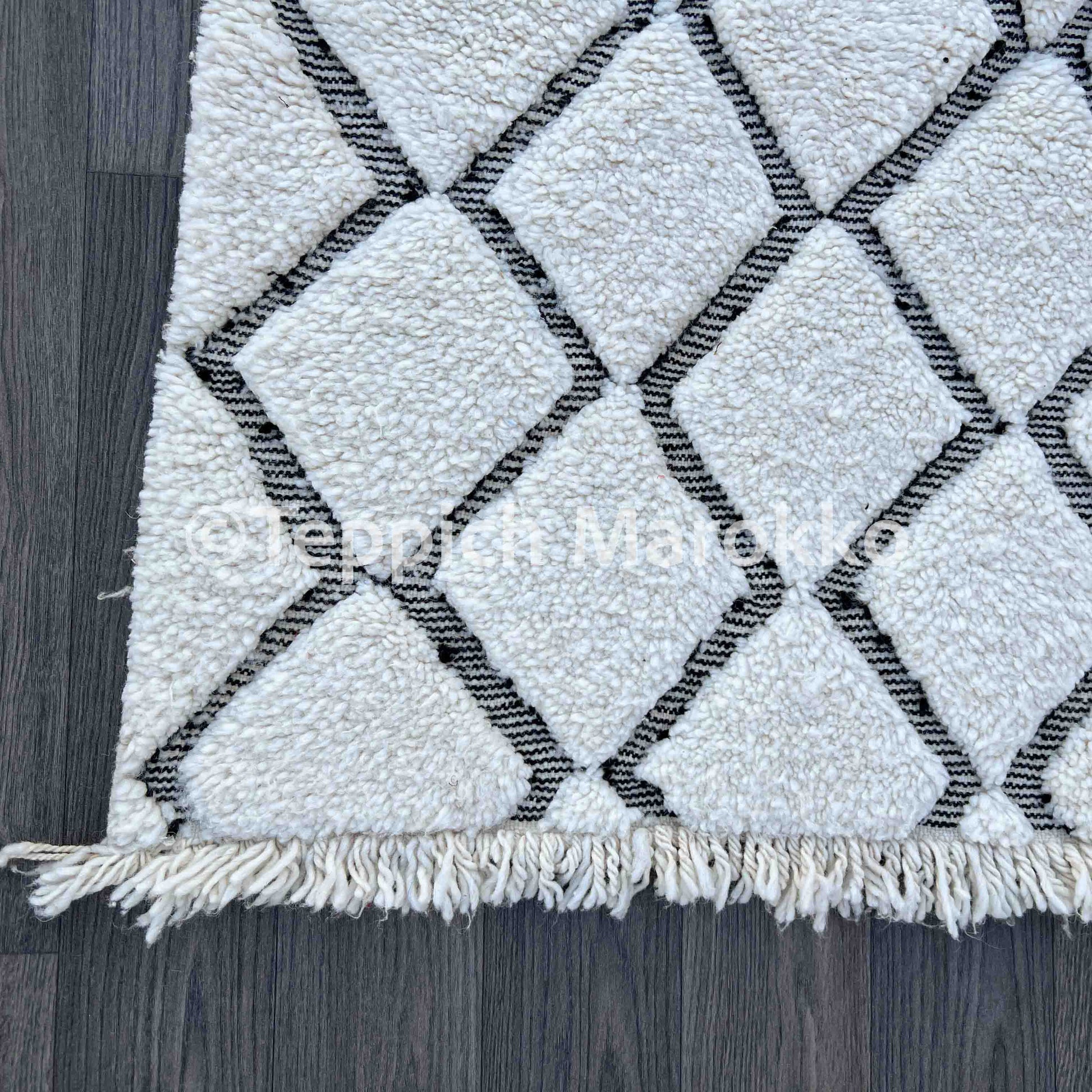 Majdah - Shag Moroccan Rug