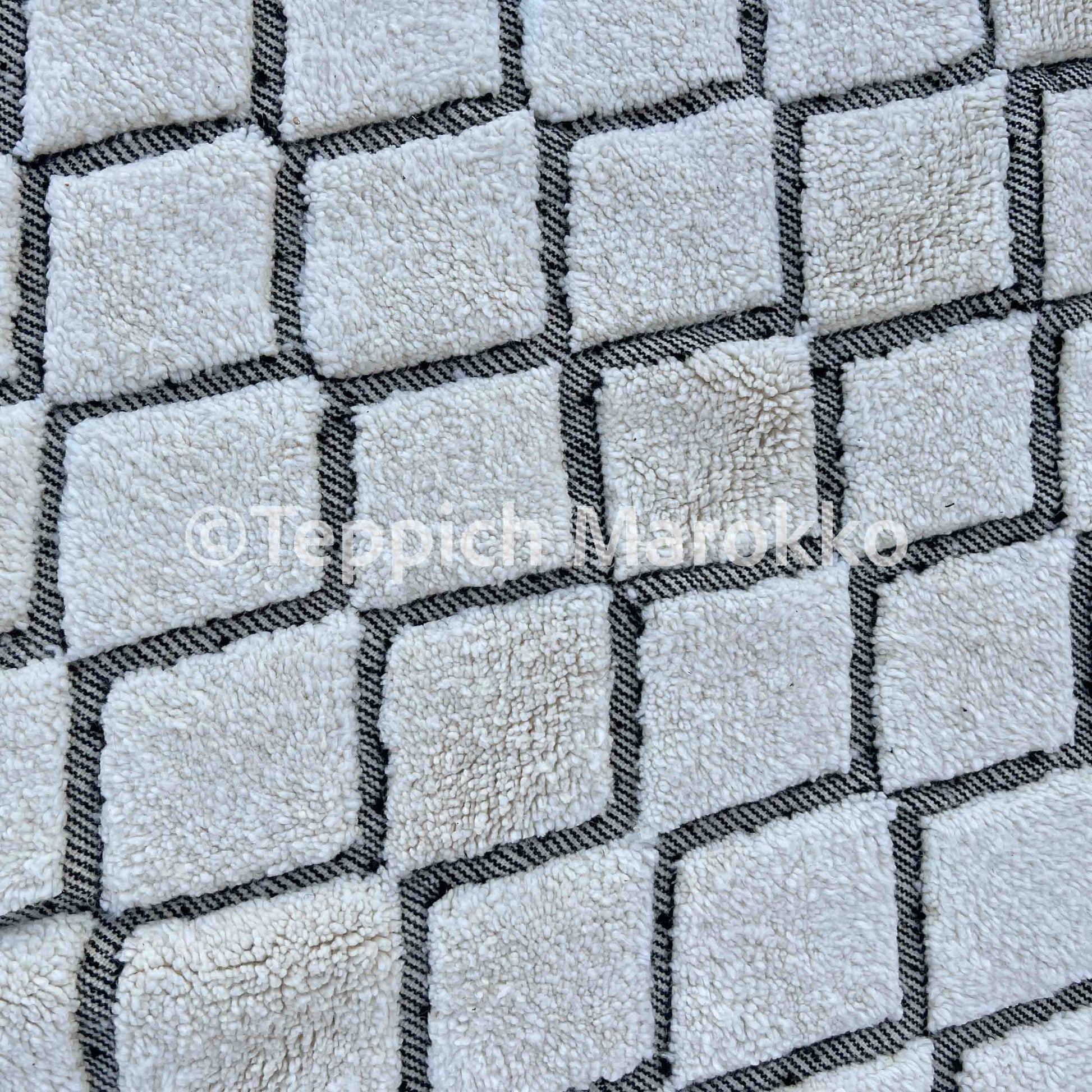 Majdah - Shag Moroccan Rug