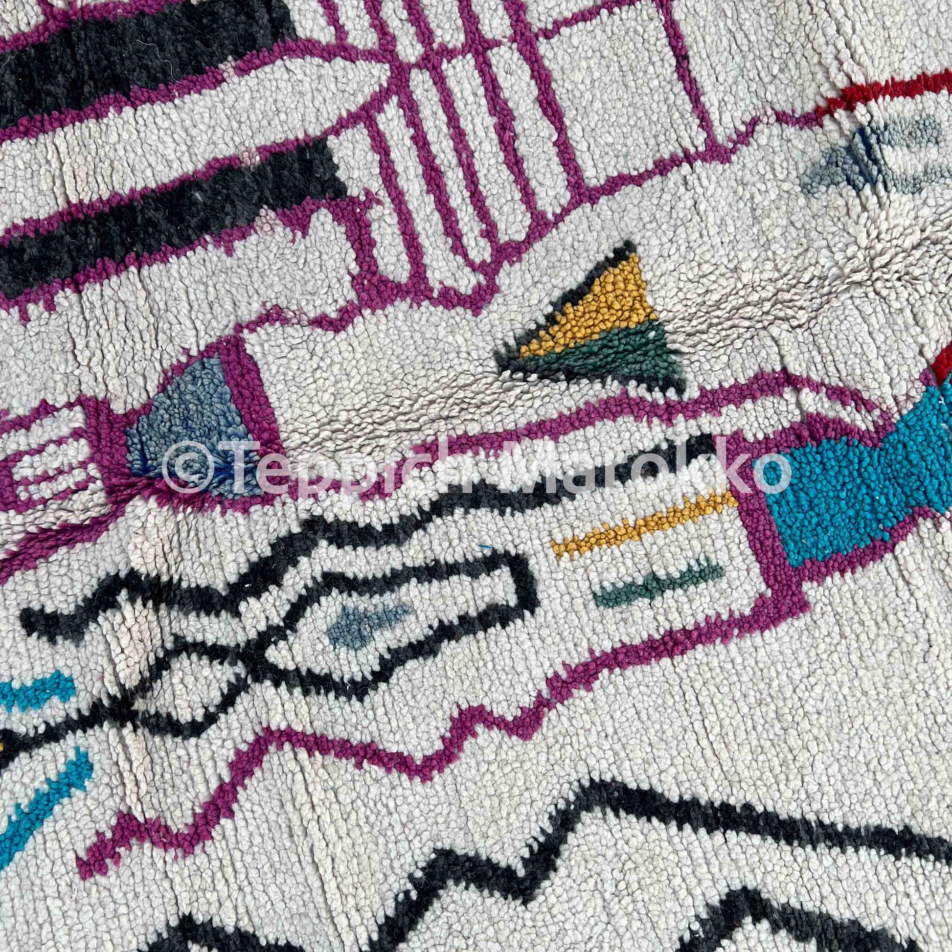 Ouraida - Moroccan Beni Ourain Rug