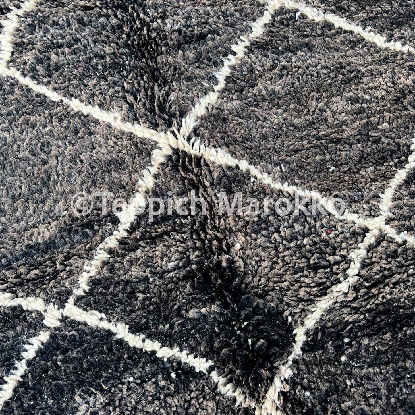 Fanida - Shag Moroccan Rug