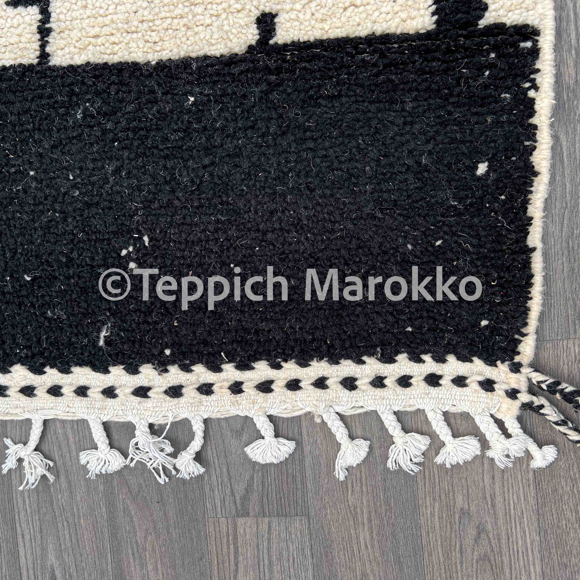 Tazar – Moroccan Rug