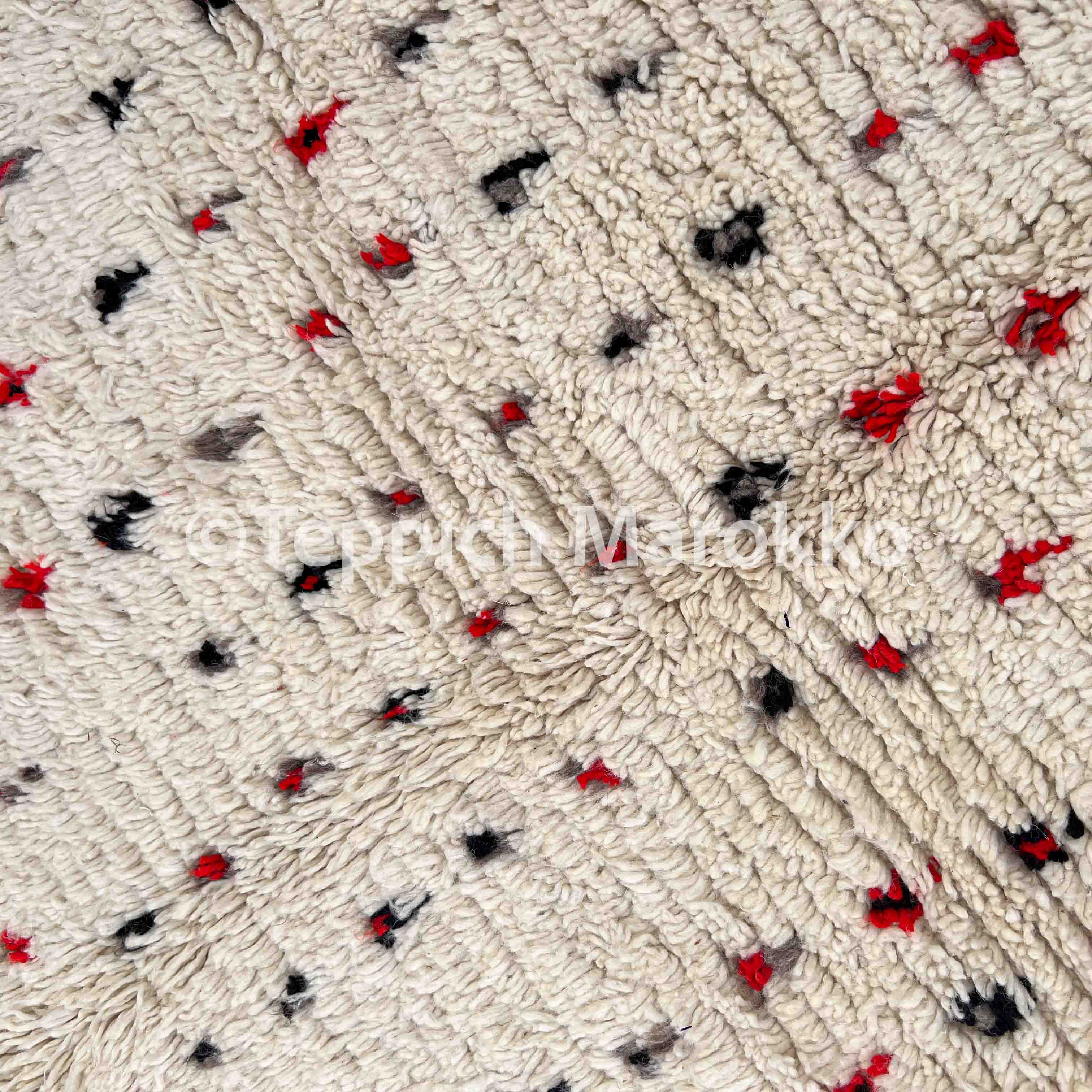 Zahra - Dots Azilal Rug