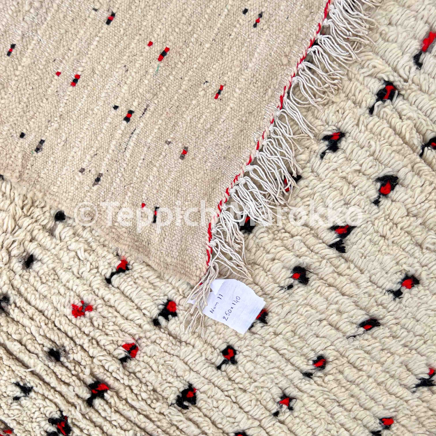 Zahra - Dots Azilal Rug