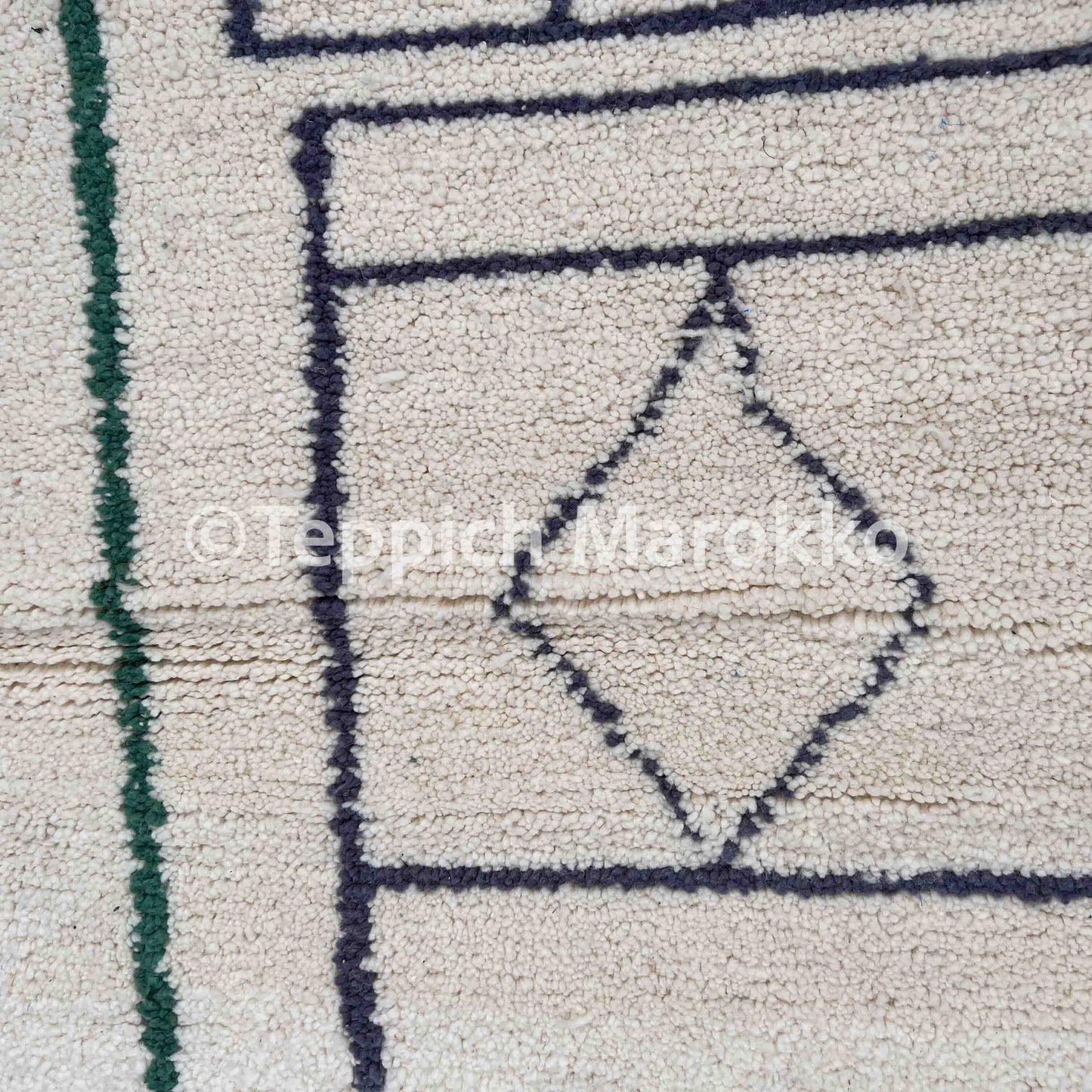 Nadir – Moroccan Rug