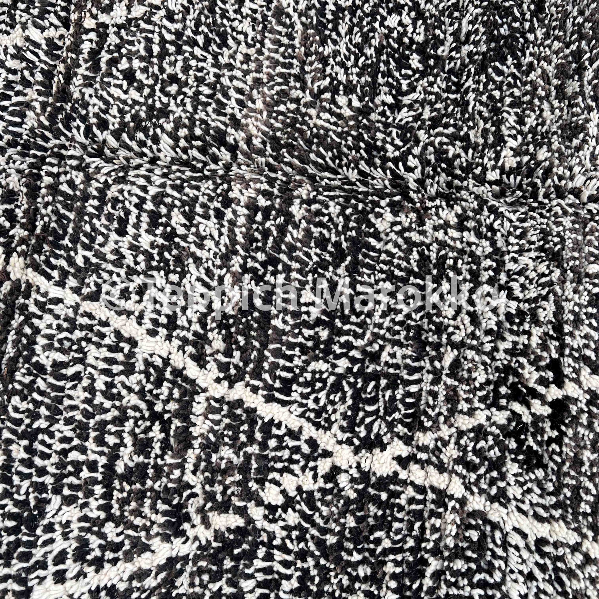 Zayna – Moroccan Rug