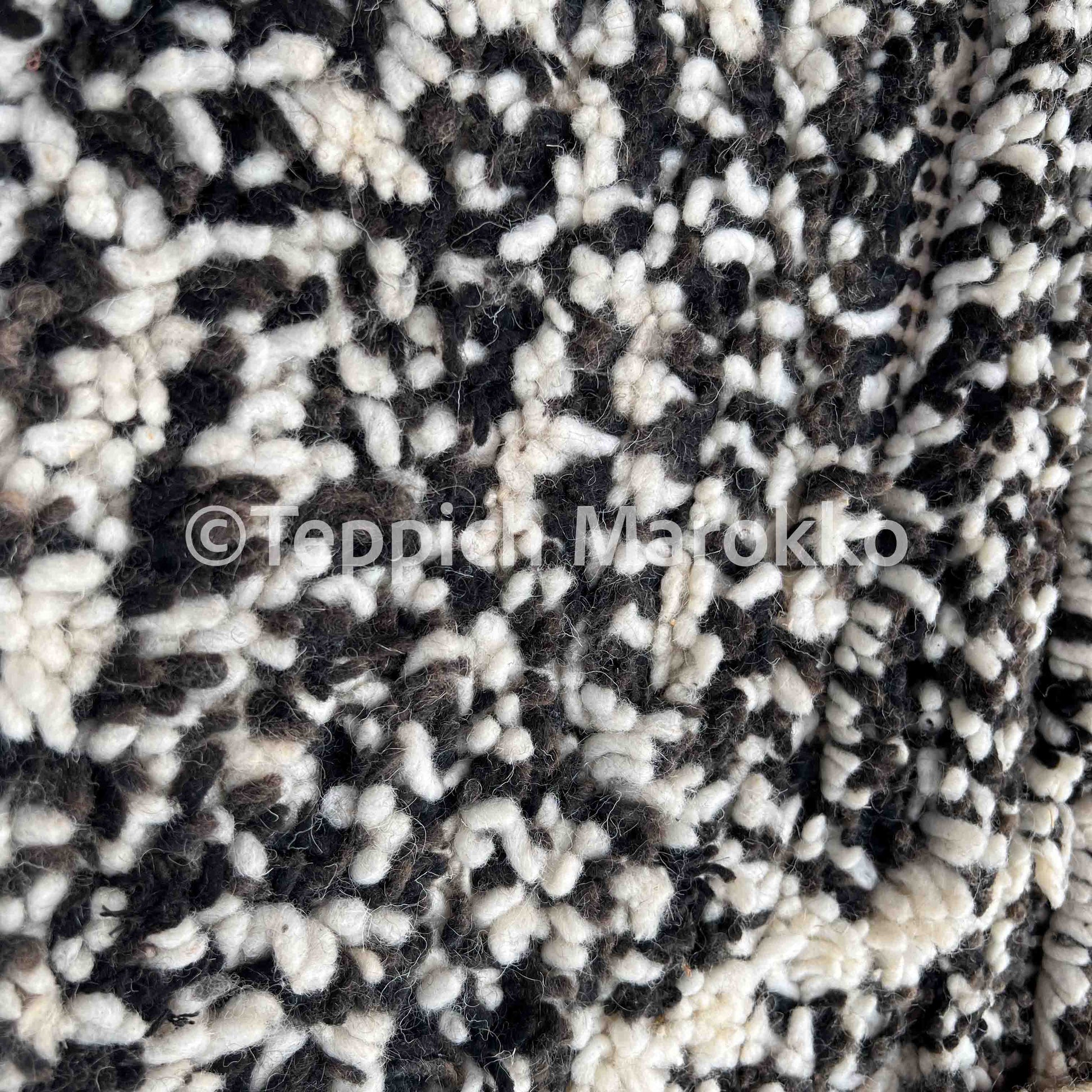 Zayna – Moroccan Rug