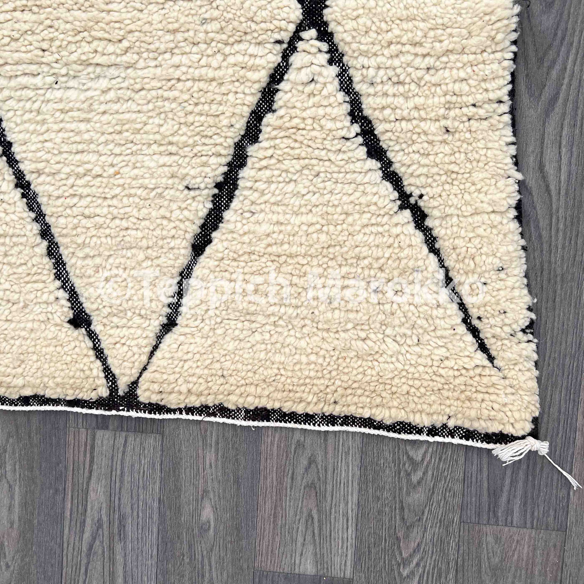 Aylin – Moroccan Rug