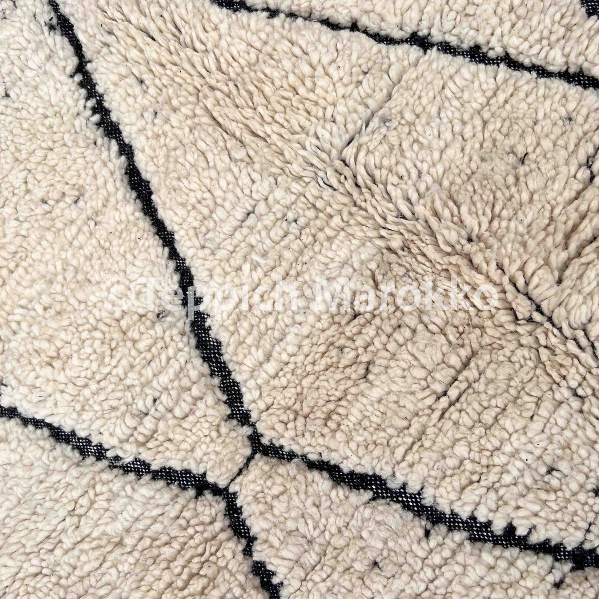 Aylin – Moroccan Rug