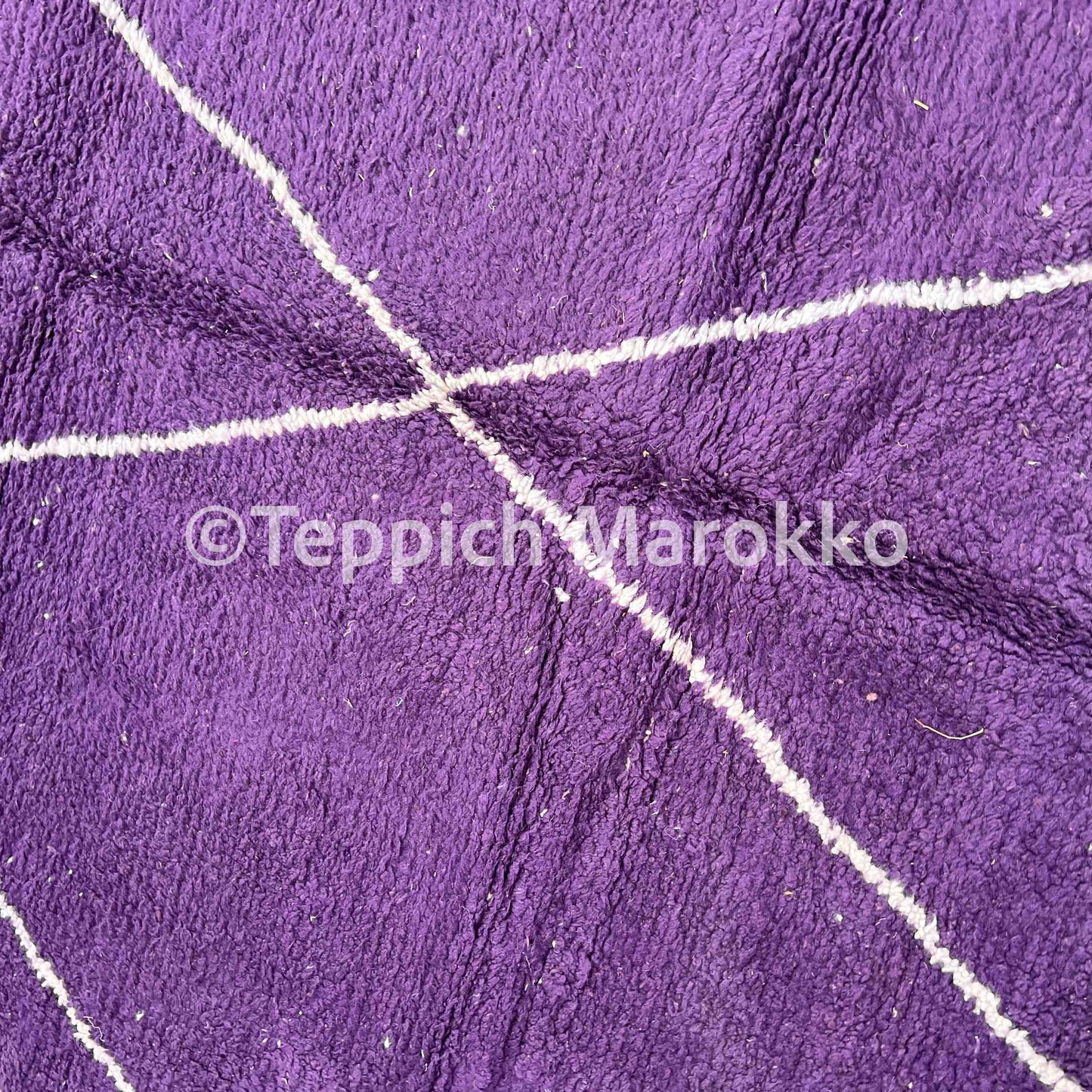 Almas – Moroccan Rug