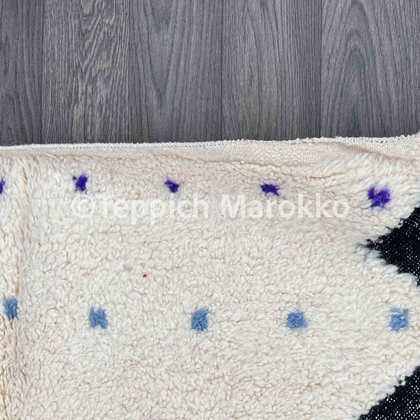 Elbayda - Custom Rug